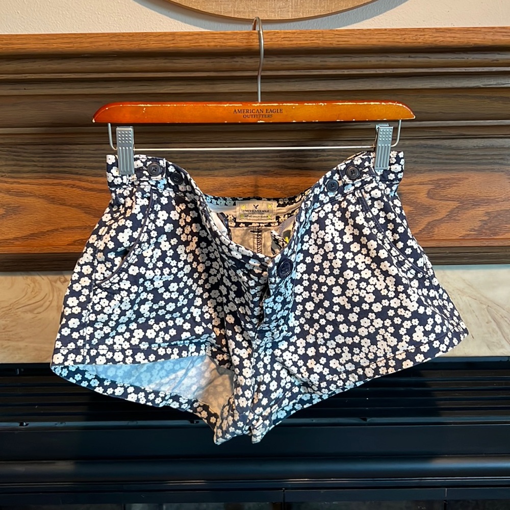 American Eagle Outfitters shorts